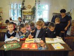  Первоклассники СОШ №1 села Караидель познакомились с детской библиотекой. 